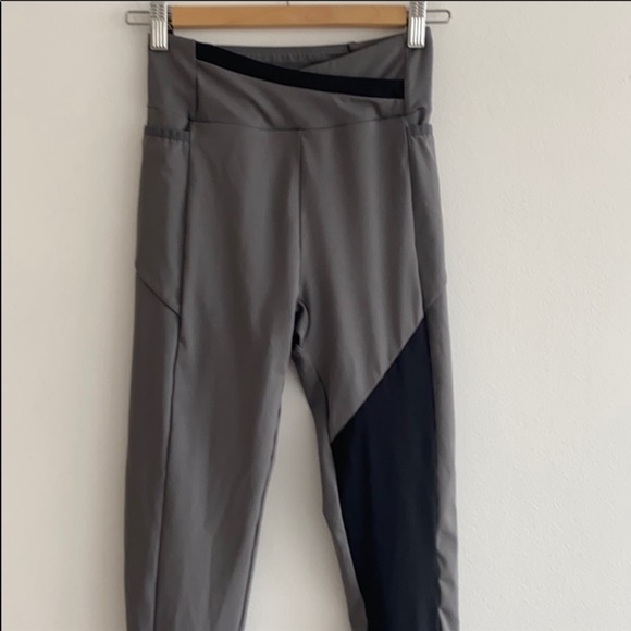 🔥4 for $30 Gymshark Leggings with Pockets - Picture 4 of 7